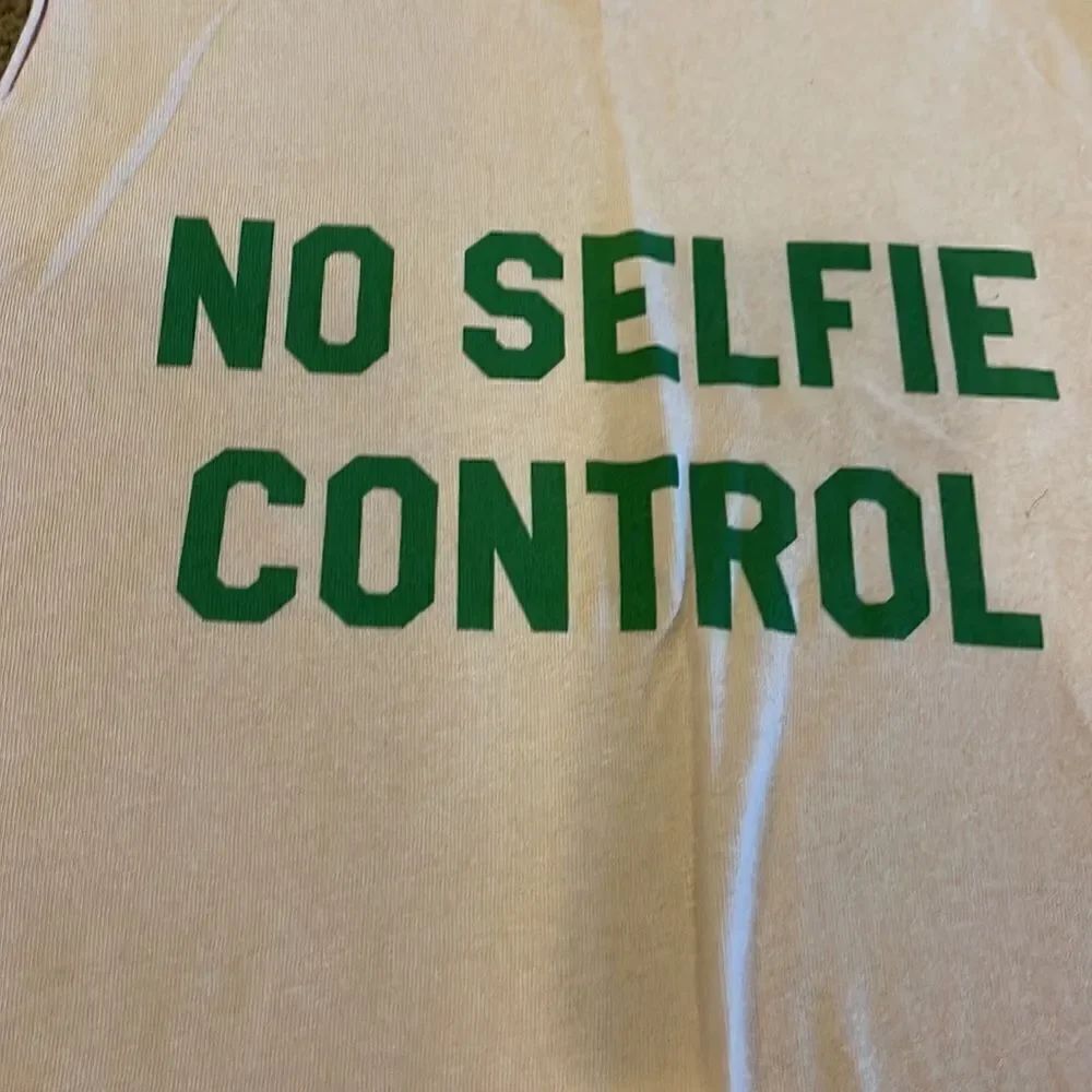 Suburban Riot Women’s ‘No Selfie Control’ Pink Tank Top - Picture 2 of 5